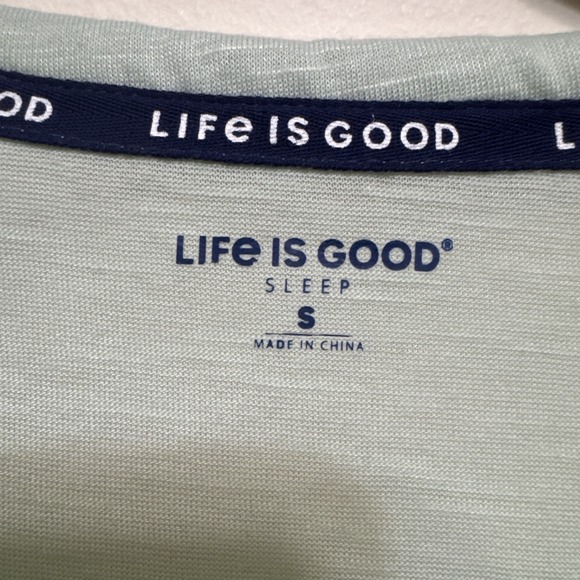 Life Is Good Sleep Shirt Women's S Green Dog Adirondack Chair Short Sleeve EUC - Picture 3 of 5